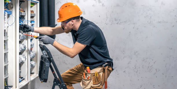 Best Emergency Electrical Repair  in Bushnell, FL